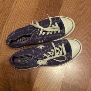 Women’s size 10, Converse purple shoe